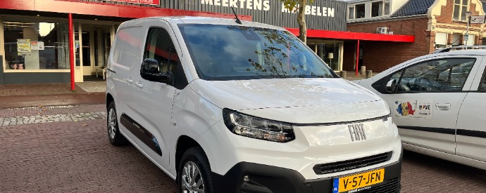 Meertens Meubelen 1.jpg
